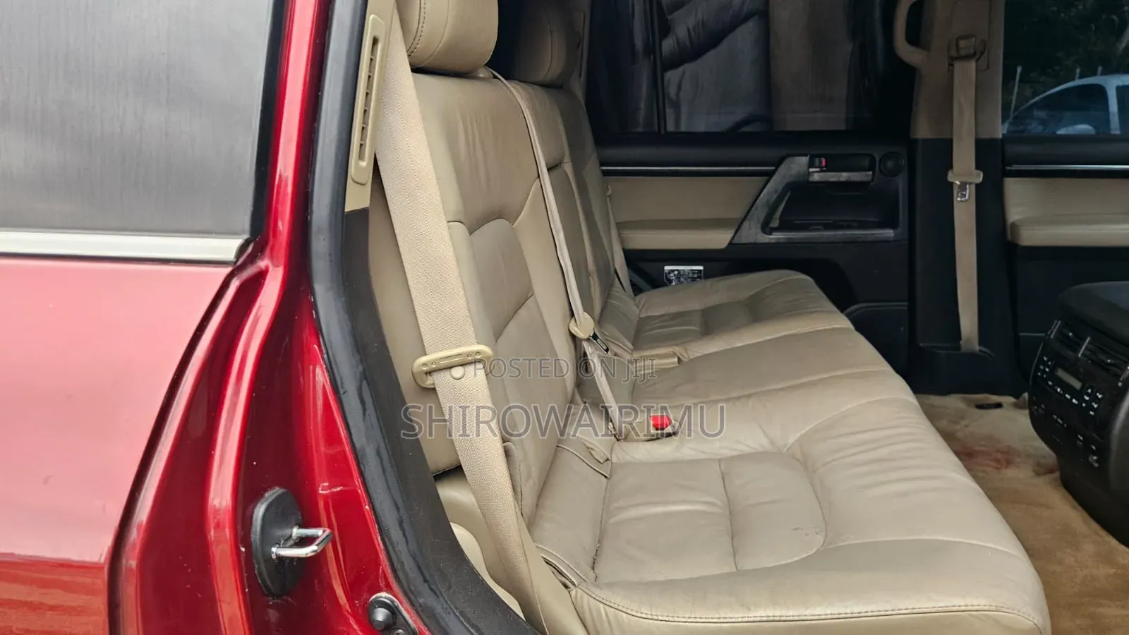Toyota Land Cruiser 2010 Red