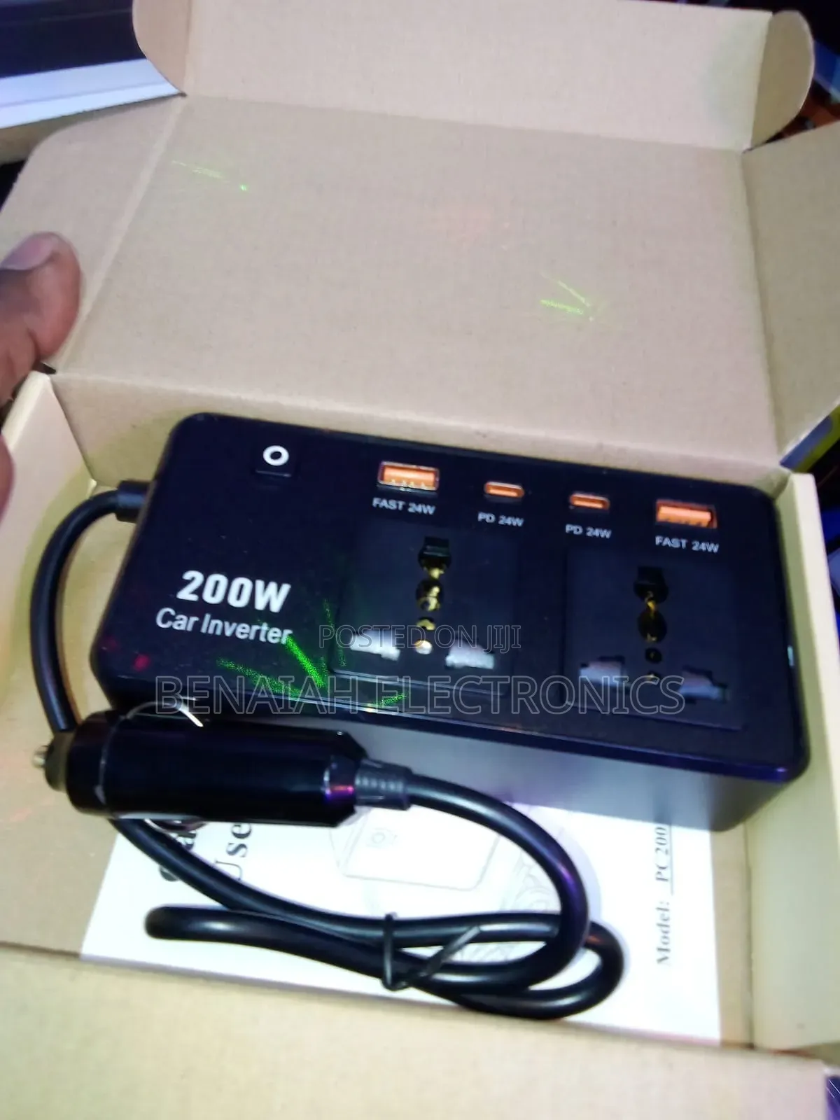 Car Inverter DC to AC 200watts 2 Type C 2 USB Ports 24watts Output