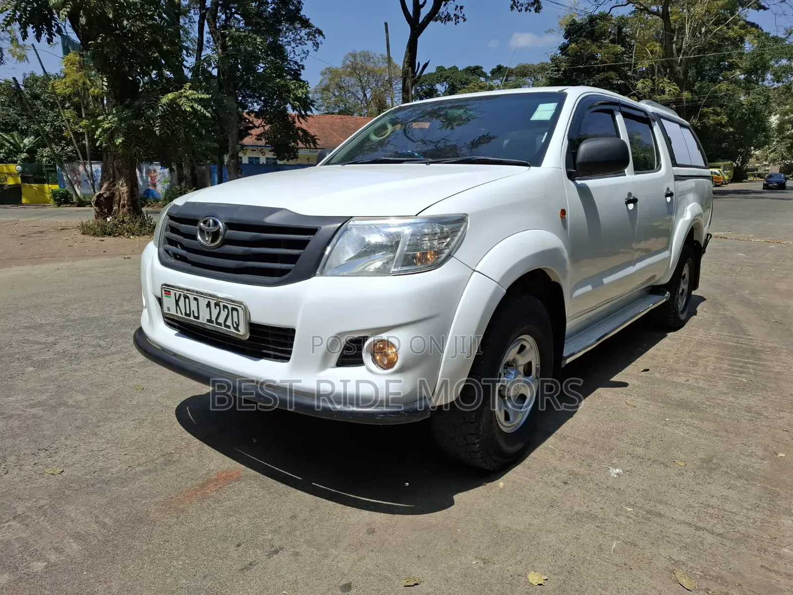 Toyota Hilux 2015 White