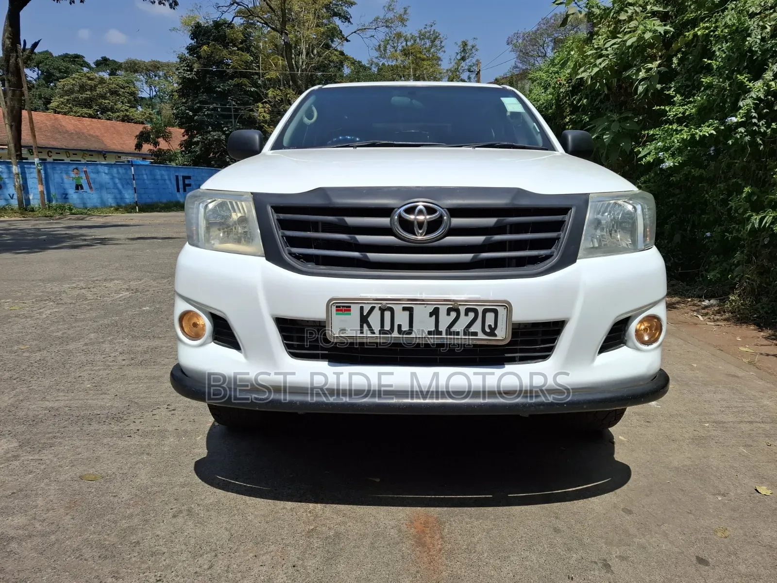 Toyota Hilux 2015 White