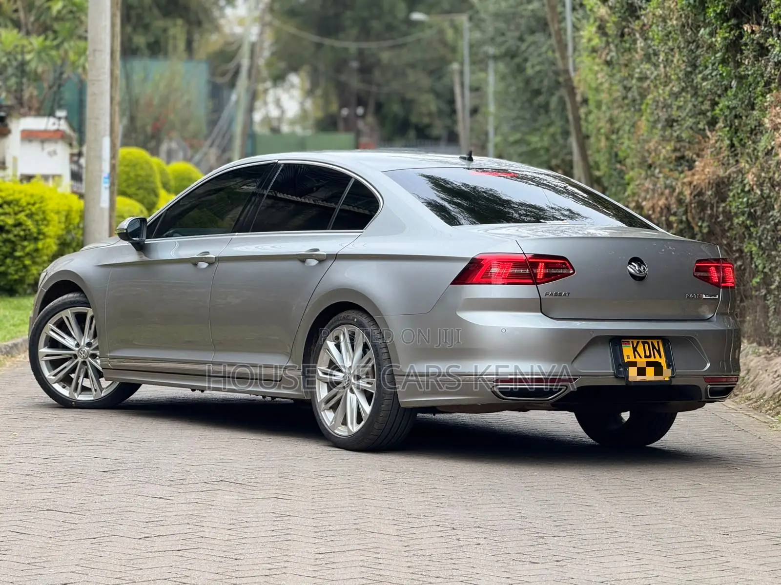 Volkswagen Passat 2016 Silver