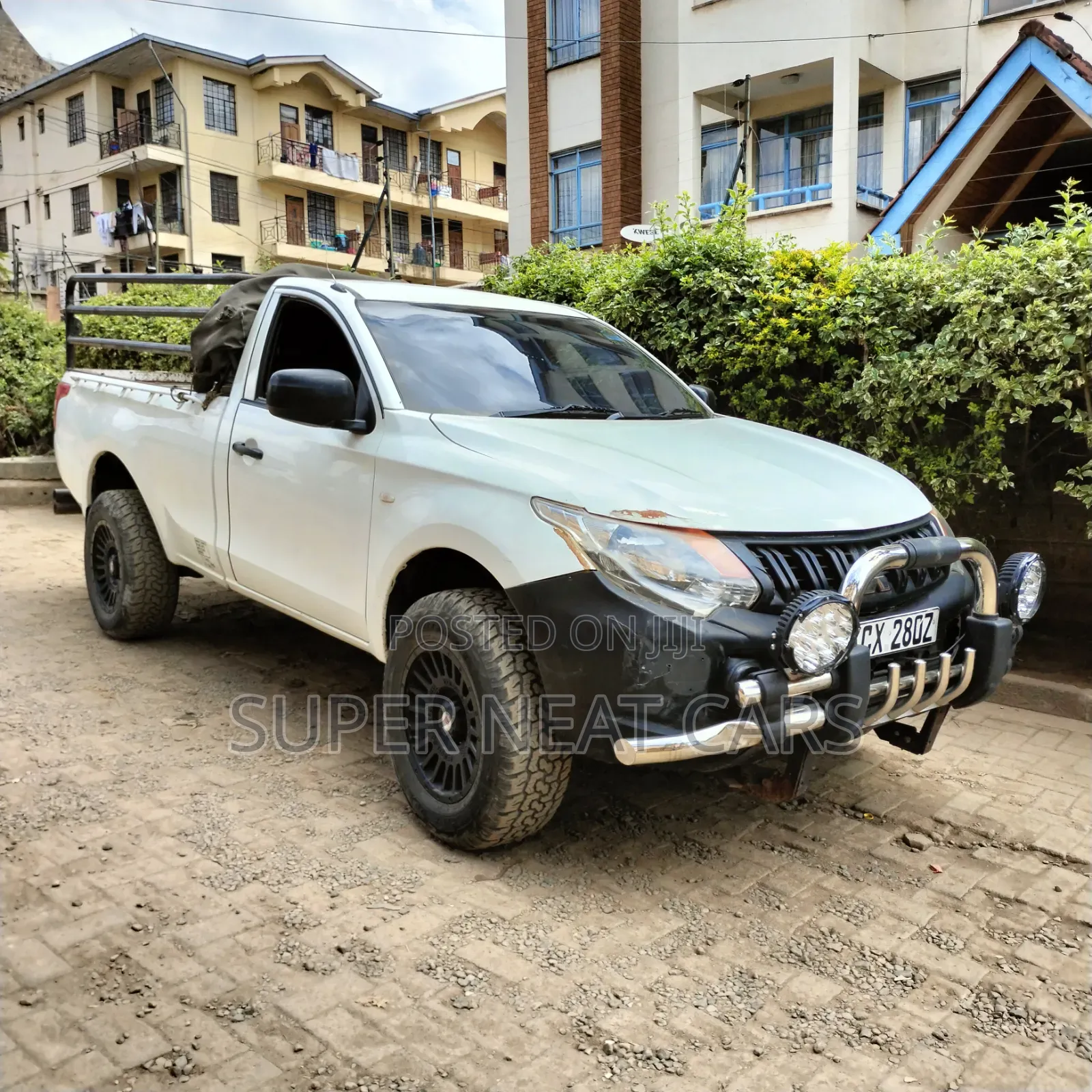 Mitsubishi L200 2018 White