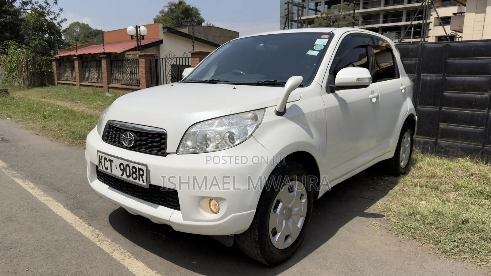 Toyota Rush 1.5 AWD 2012 White