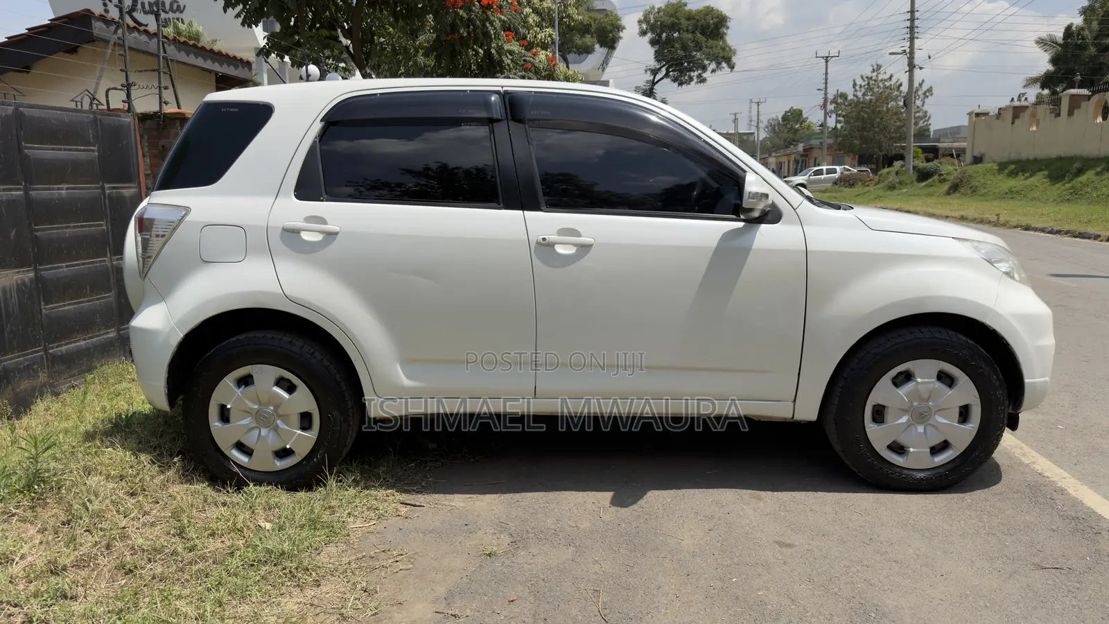 Toyota Rush 1.5 AWD 2012 White