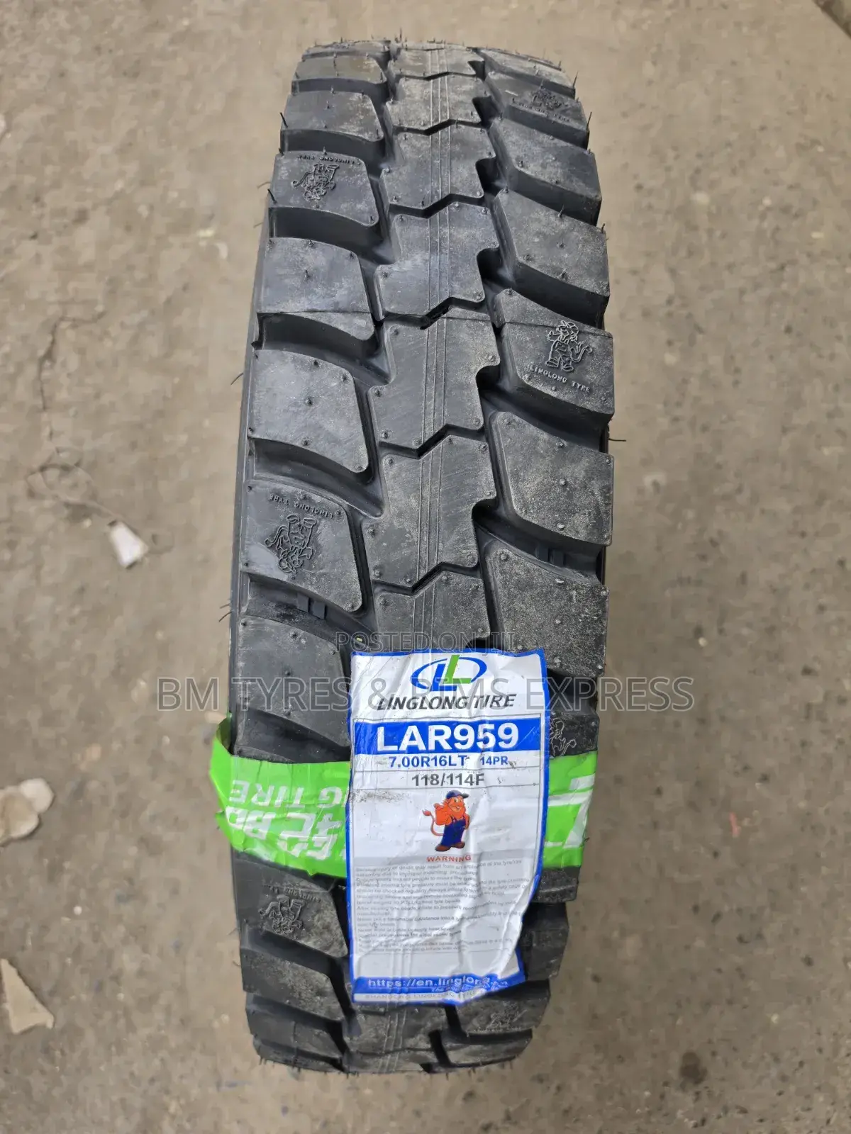 700 R16 Linglong Tyres (Diff)