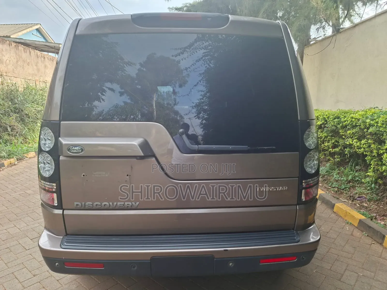 Land Rover Discovery 2015 Beige