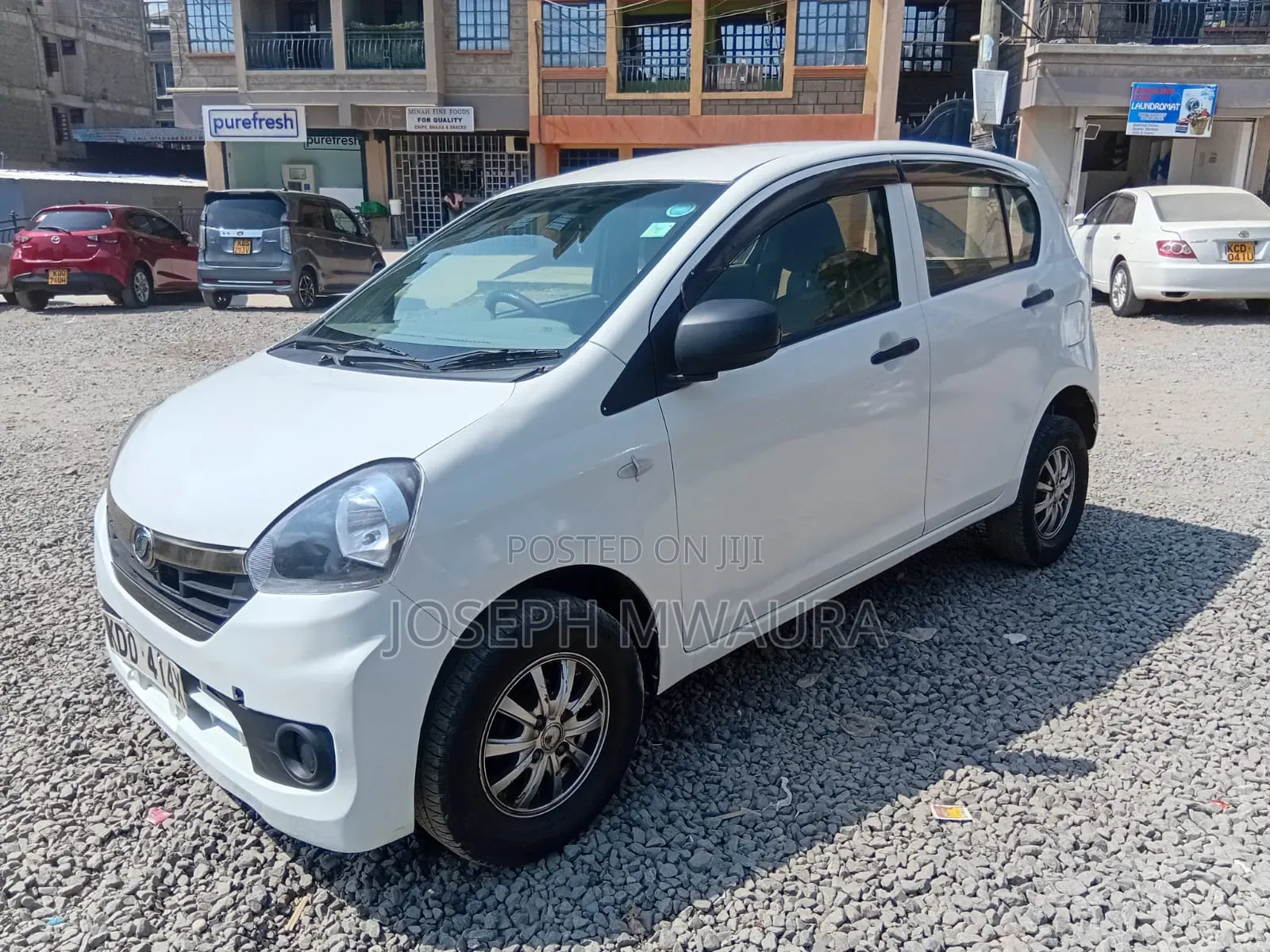 Daihatsu Mira 2014 White