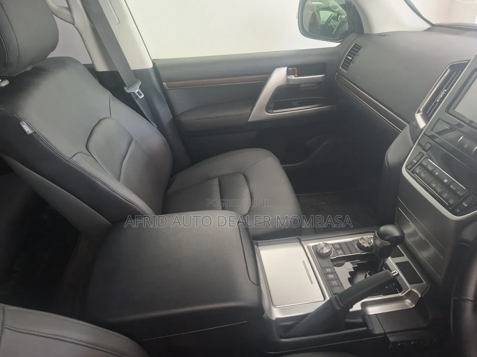 Toyota Land Cruiser 2019 Gray