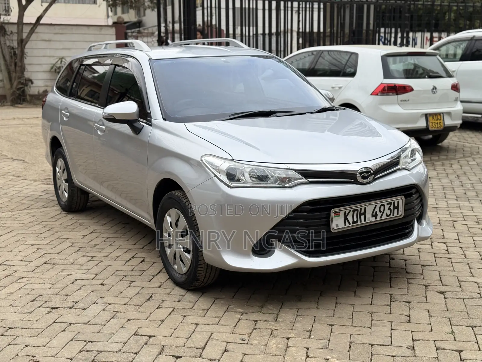 Toyota Corolla Fielder 2015 Silver
