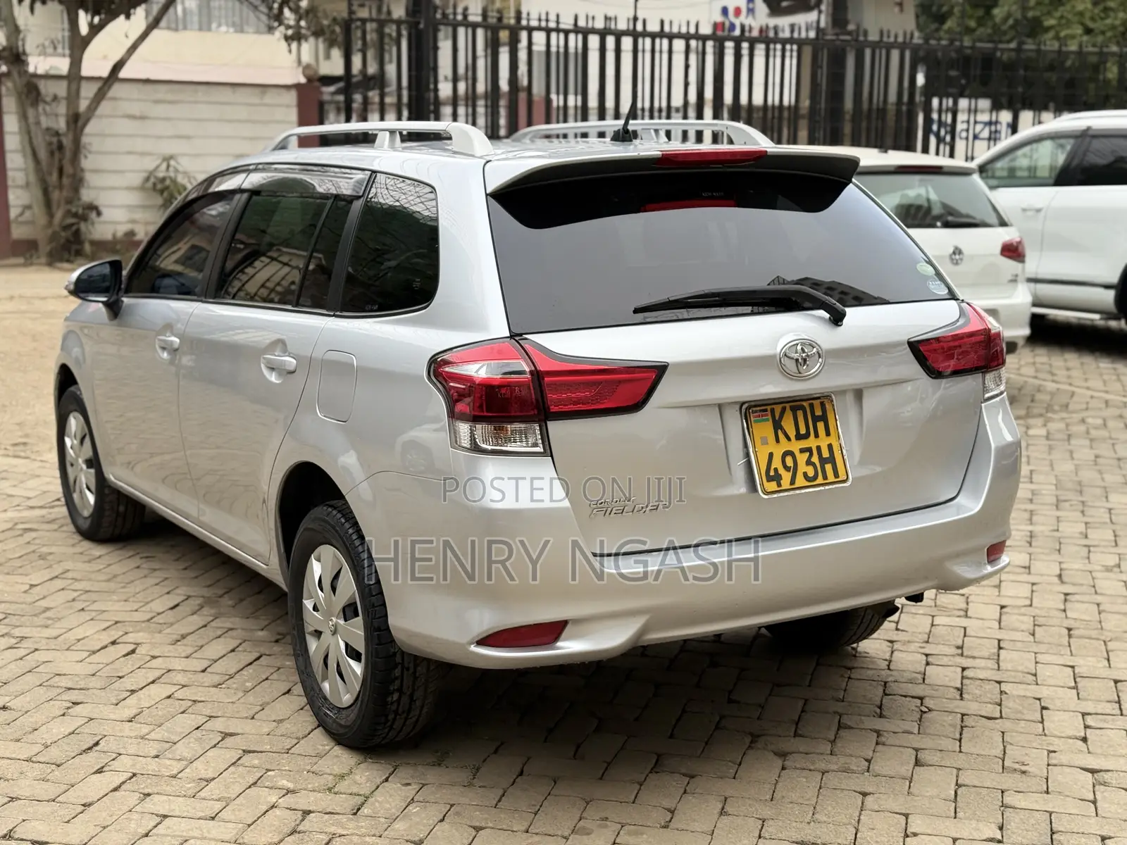 Toyota Corolla Fielder 2015 Silver