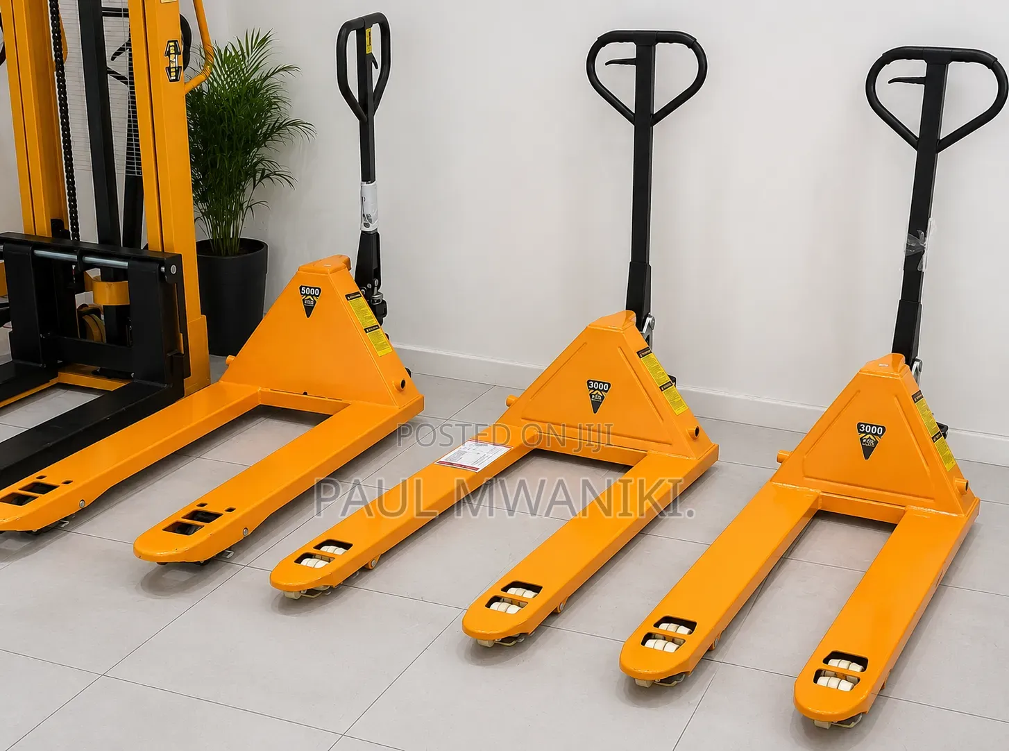 Heavy Duty Hydraulic Hand Pallet Truck – 3 Tonne Capacity