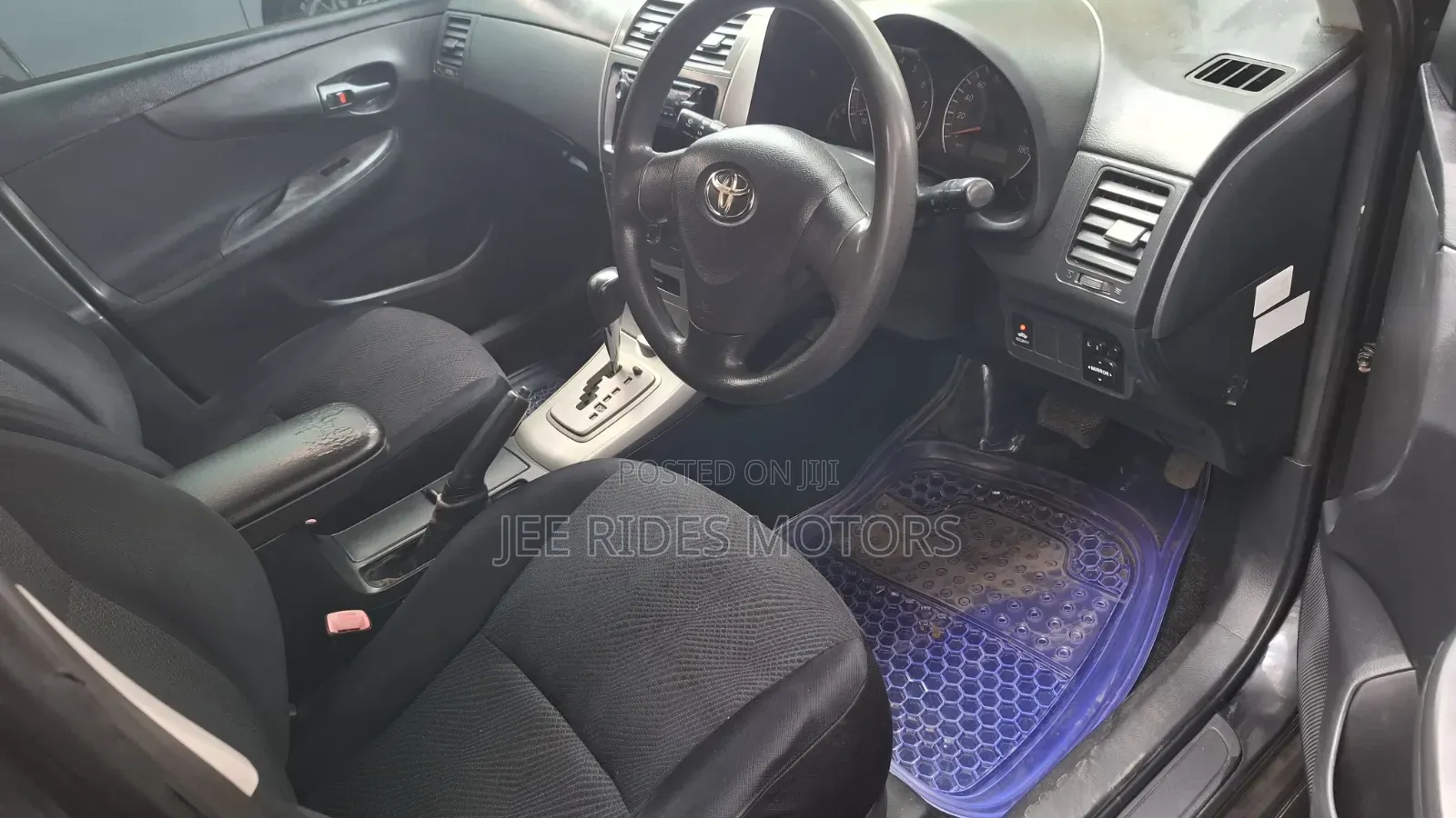 Toyota Corolla Fielder 2011 Black