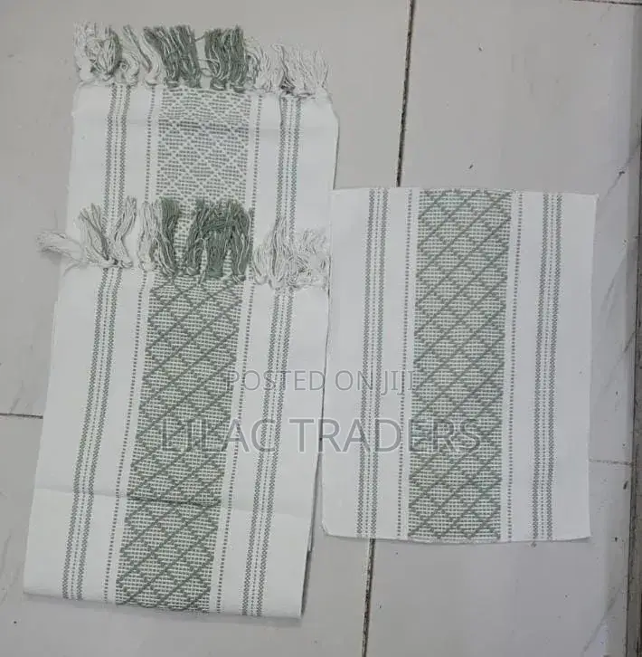 *Braided Woven Textured Table Runner With Tassels + 6pcs Mats