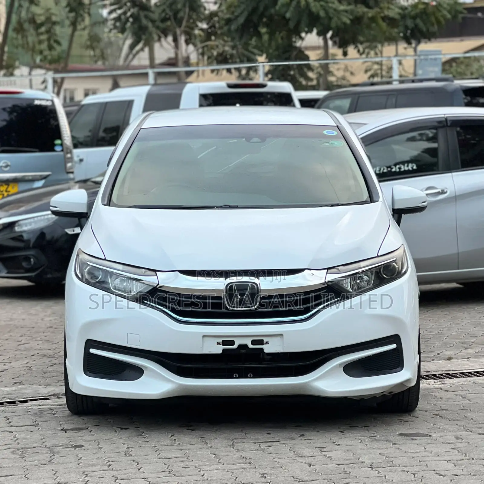 Honda Fit Shuttle 1.5 Hybrid 2WD 2019 White