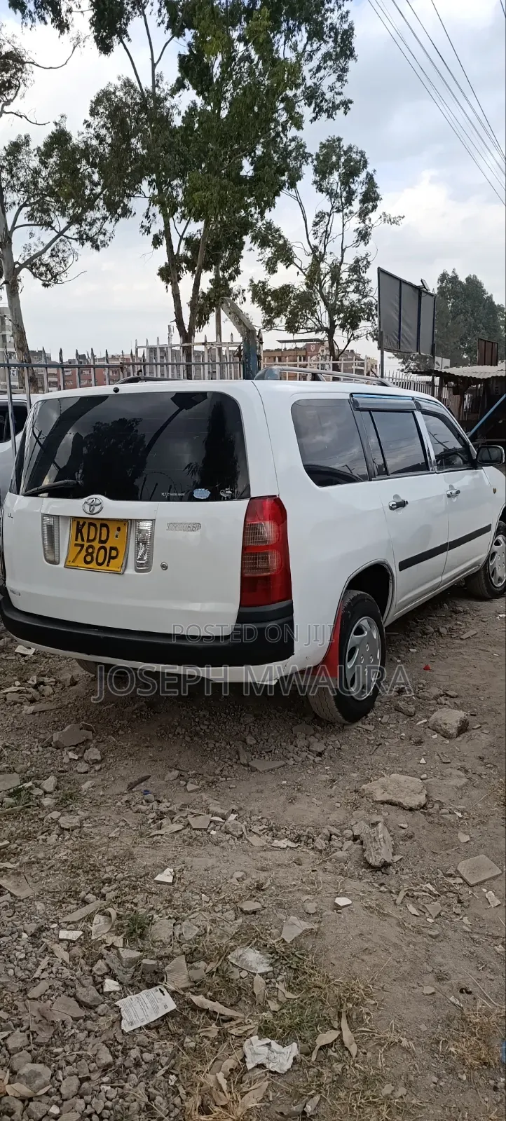 Toyota Succeed SV Premium 2014 White