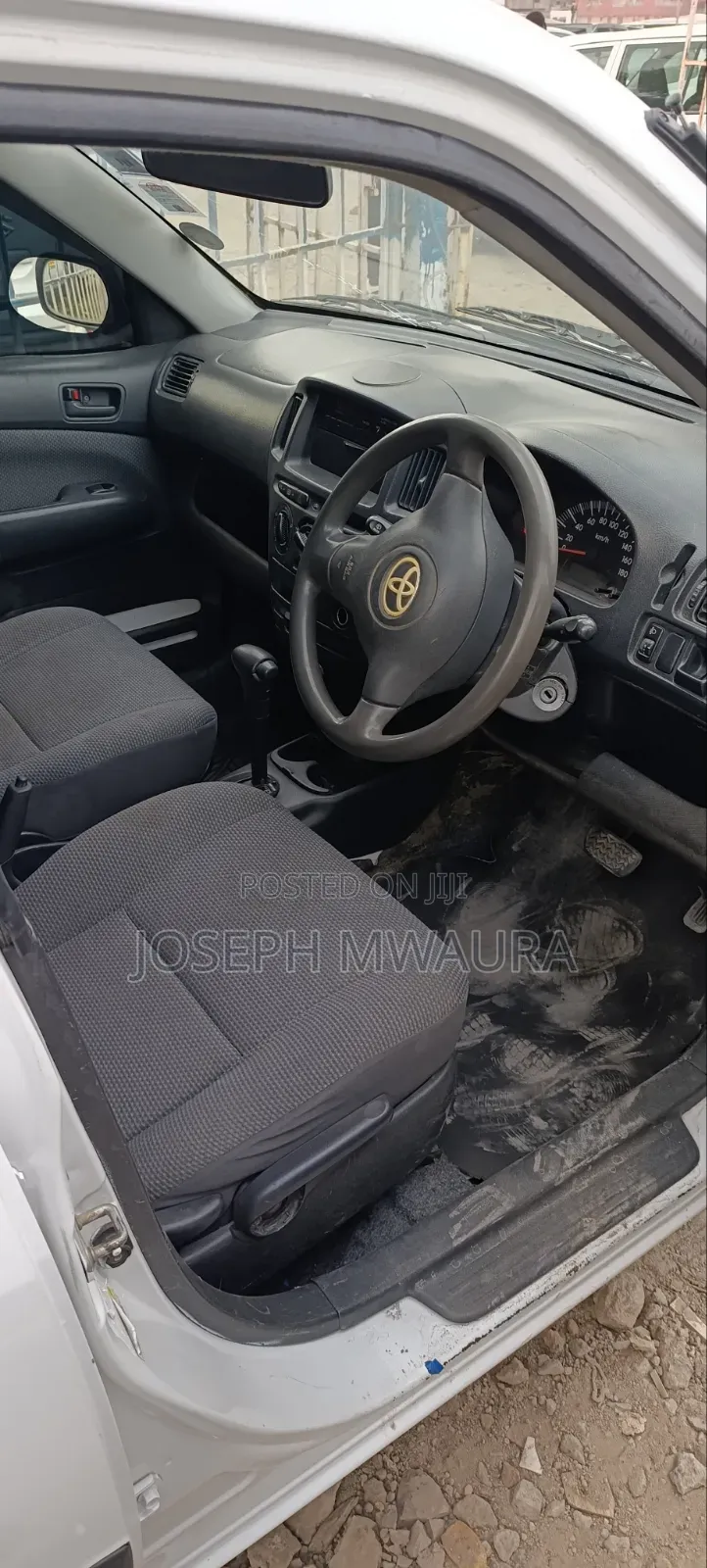 Toyota Succeed SV Premium 2014 White