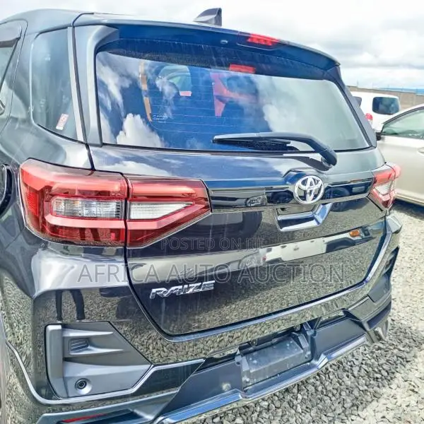 Toyota Raize 2020 Black