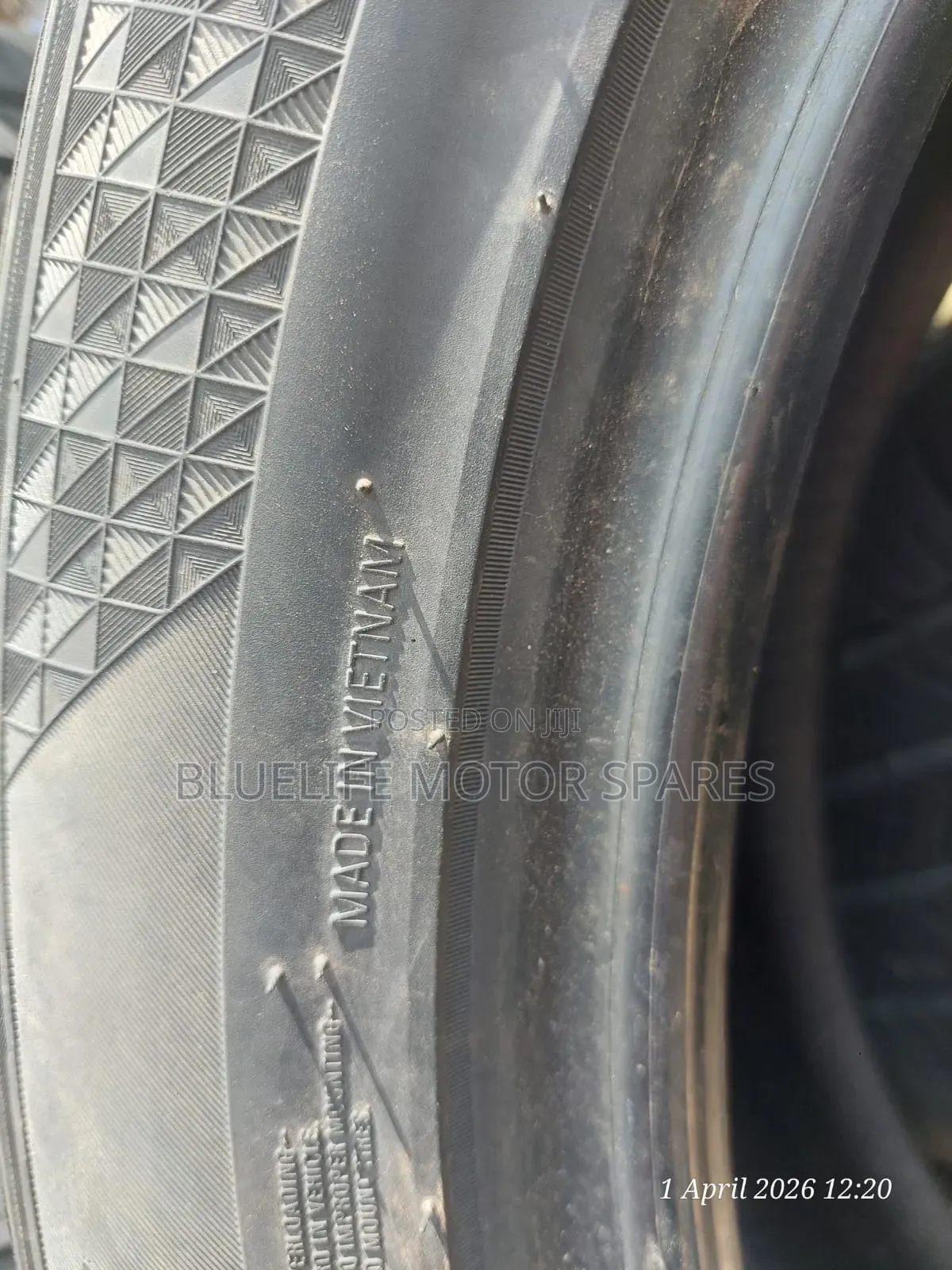 KUMHO TIRE 255/50r20 Made in Vietnam  Like New. 2pcs Only.