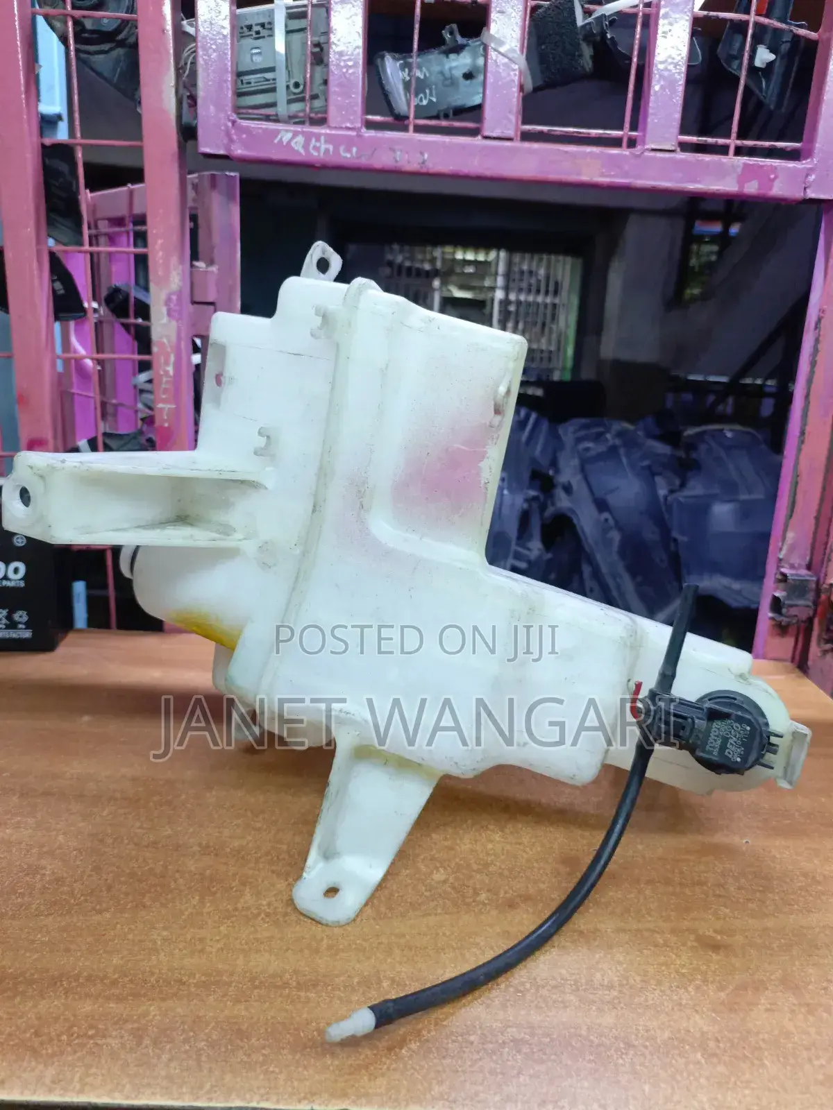 Toyota RAV4 New Model Washerbottle/Washertank