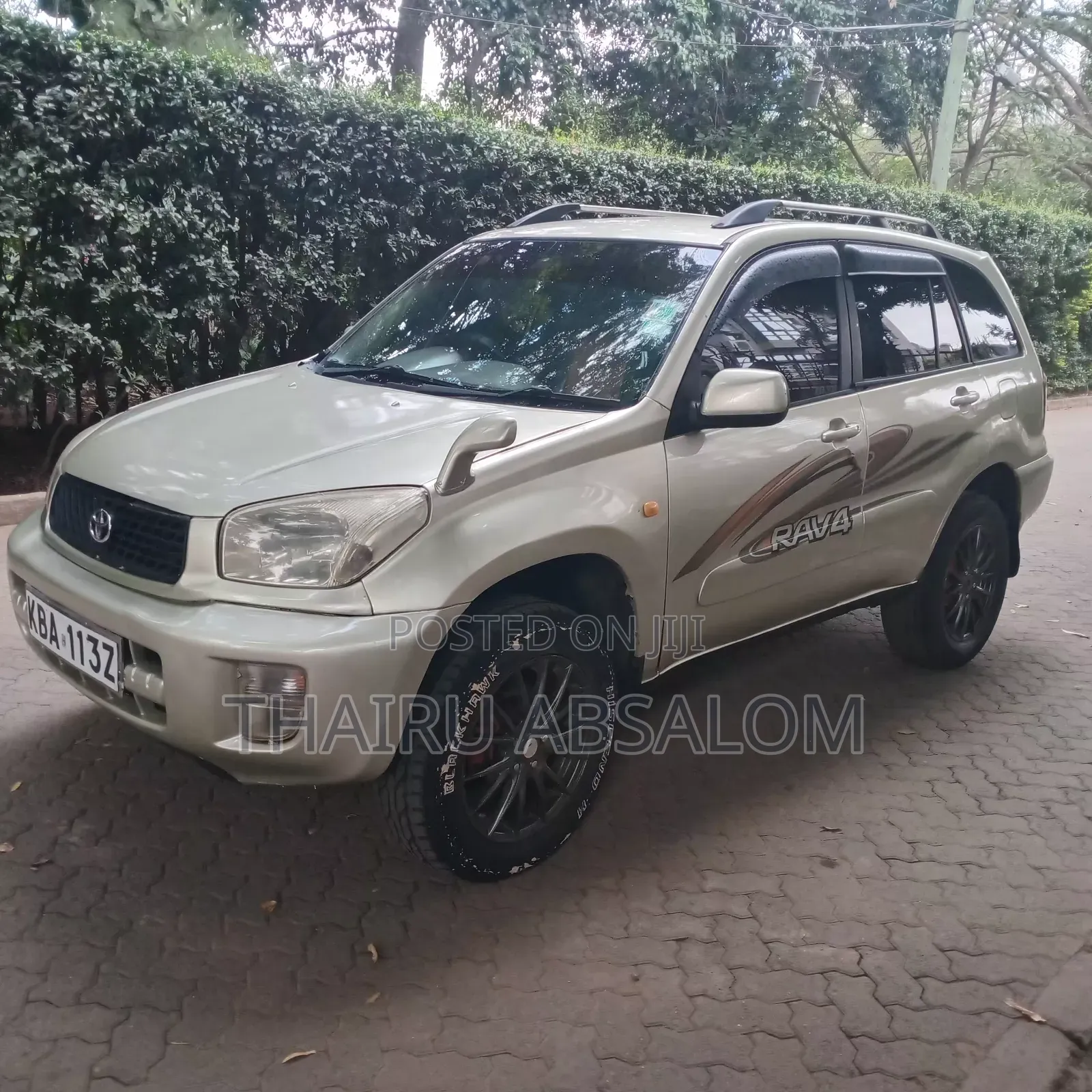 Toyota RAV4 2001 Gold