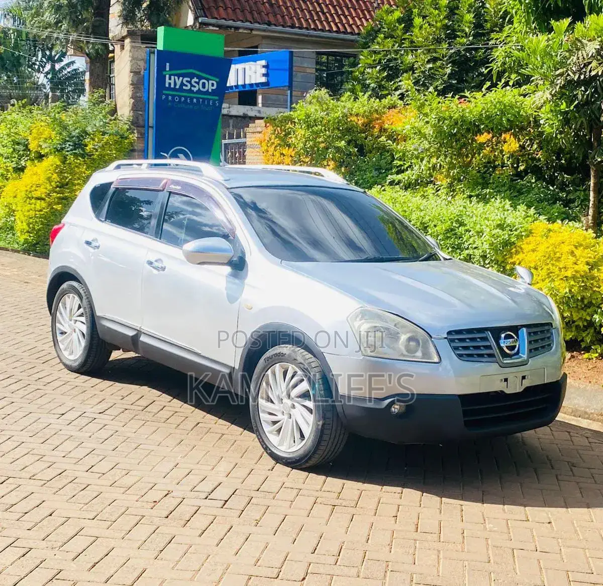 Nissan Dualis 2012 Silver