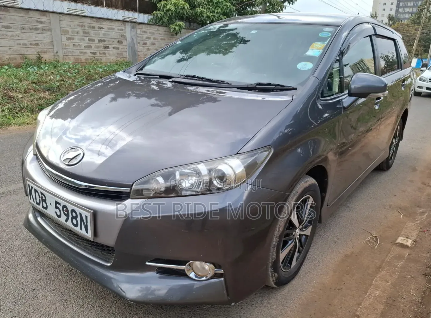 Toyota Wish 2014 Gray