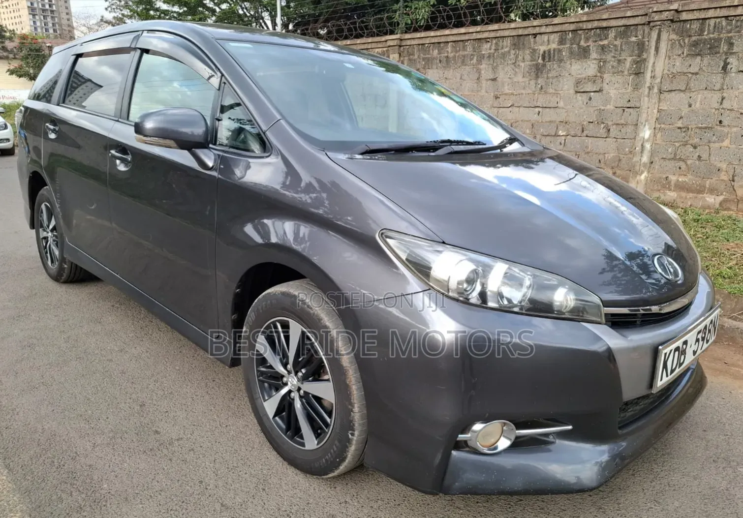 Toyota Wish 2014 Gray