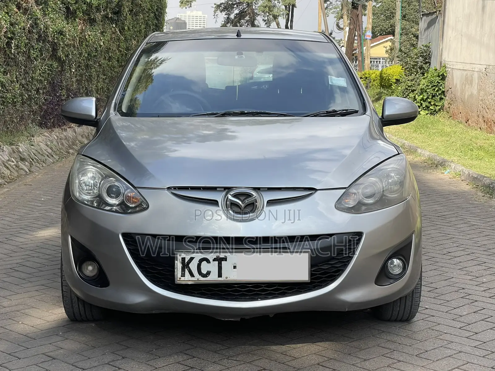 Mazda Demio 2012 Gray