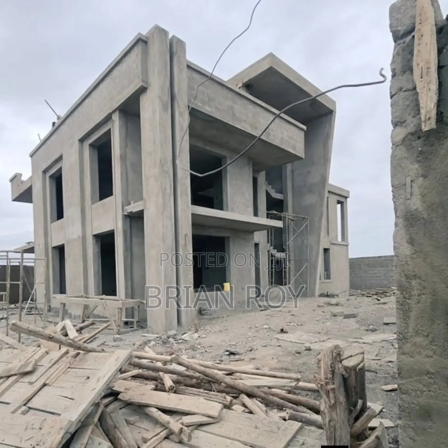 Land in Kitengela With Unfinished House