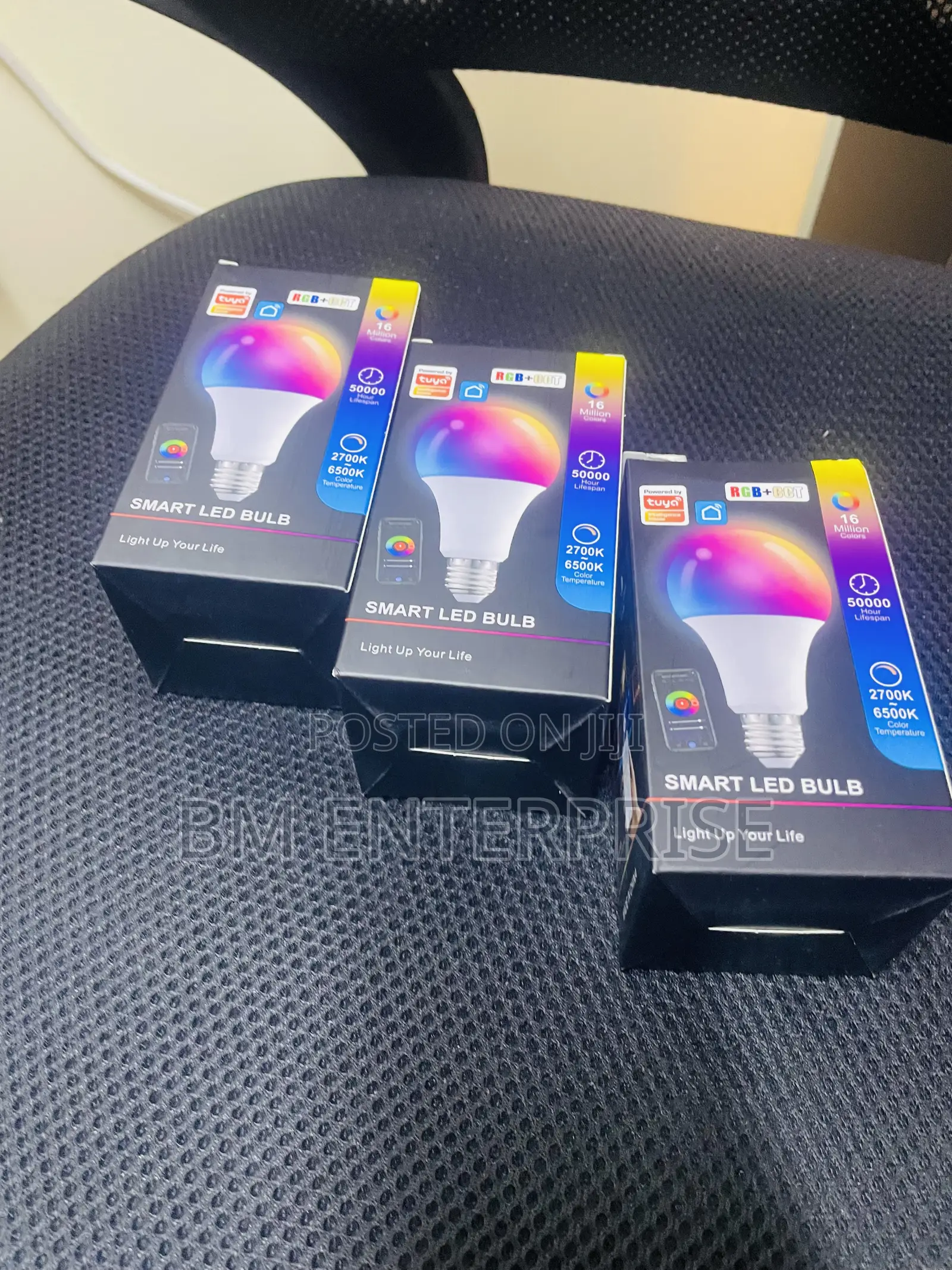 Multifunctional 9w Tuya Smart LED Bulb With Adjustable Brightness