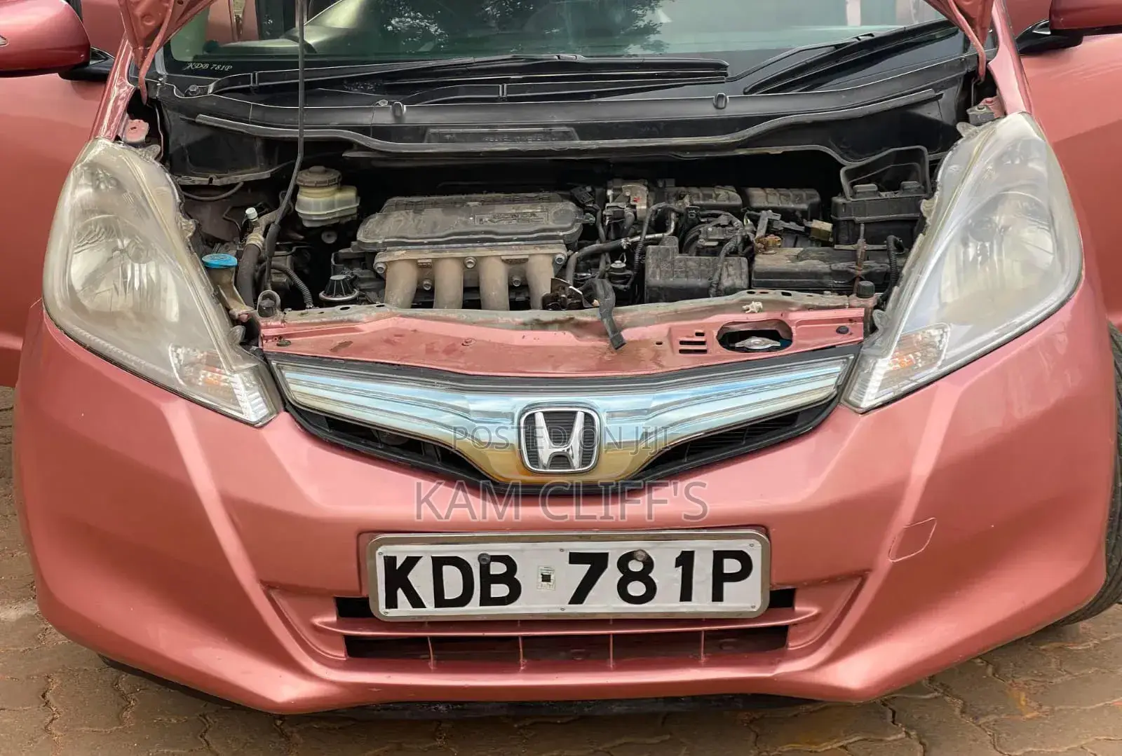 Honda Fit 2013 Pink