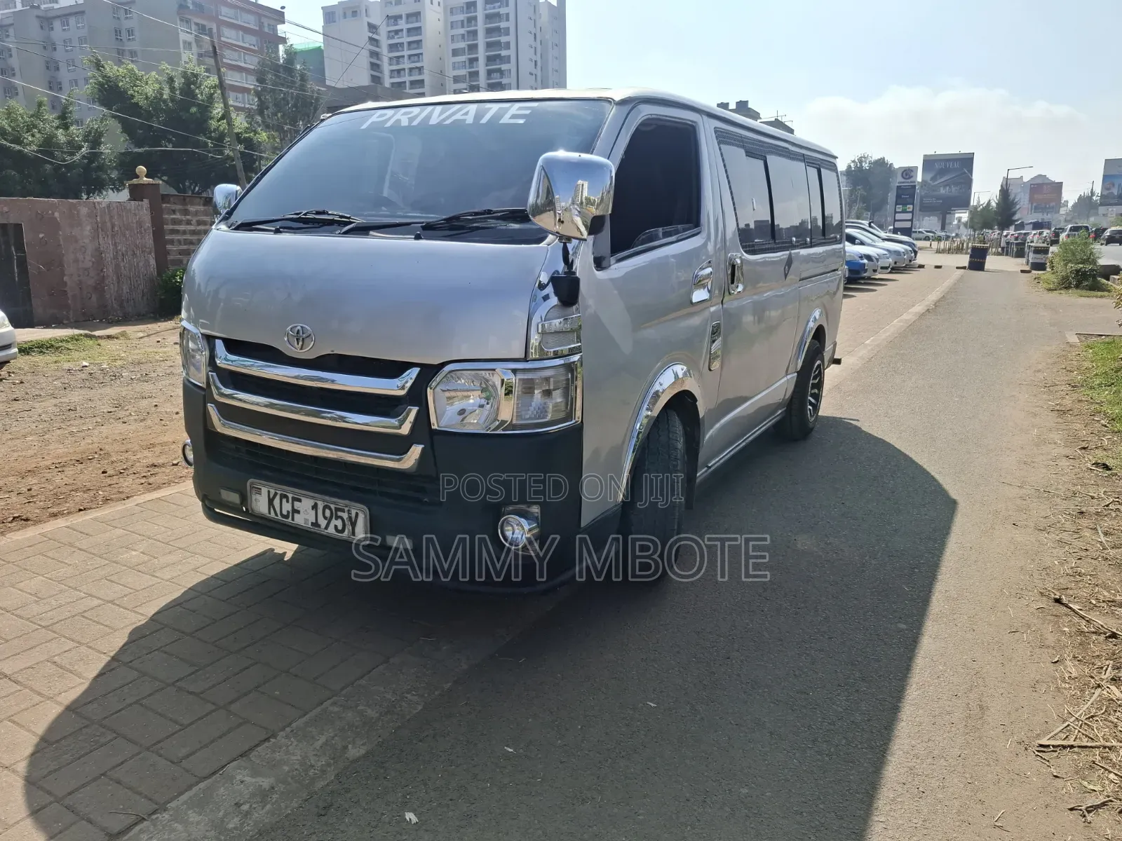 Toyota HiAce 2009 Silver