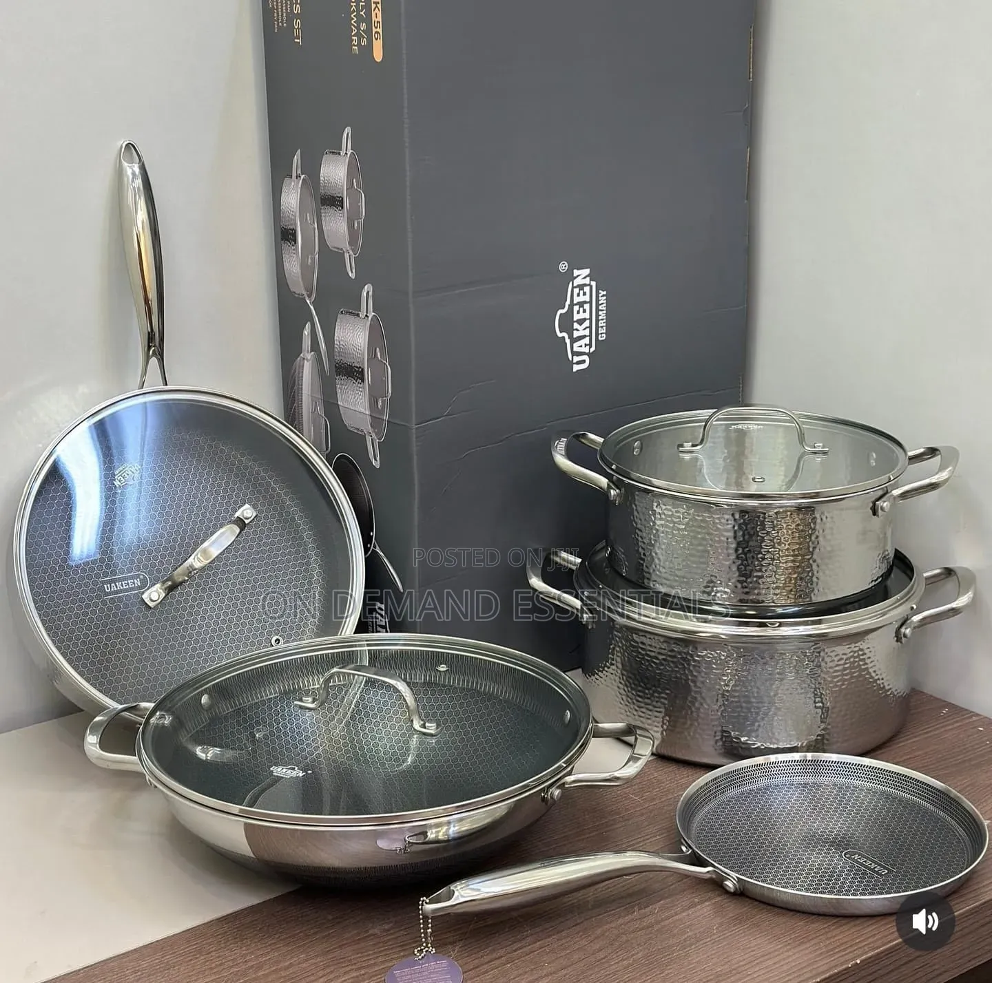 Uakeen Stainless Steel Cookware Set