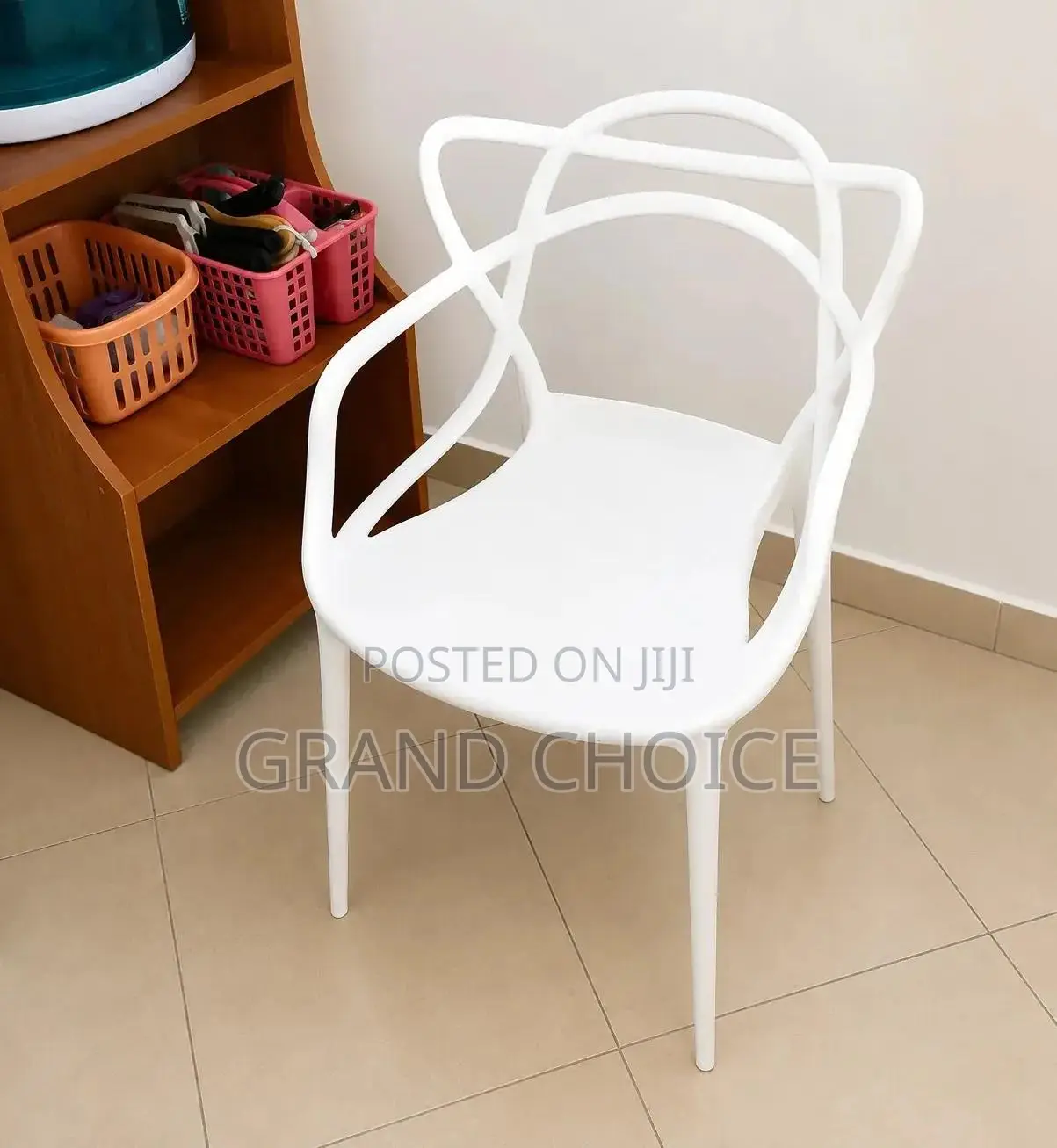 Modern Plastic Restaurant Chair