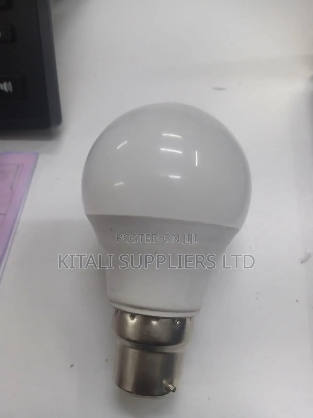 250w Solar Fullkit With 200ah Battery Plus 600w Inverter and Free Bulb