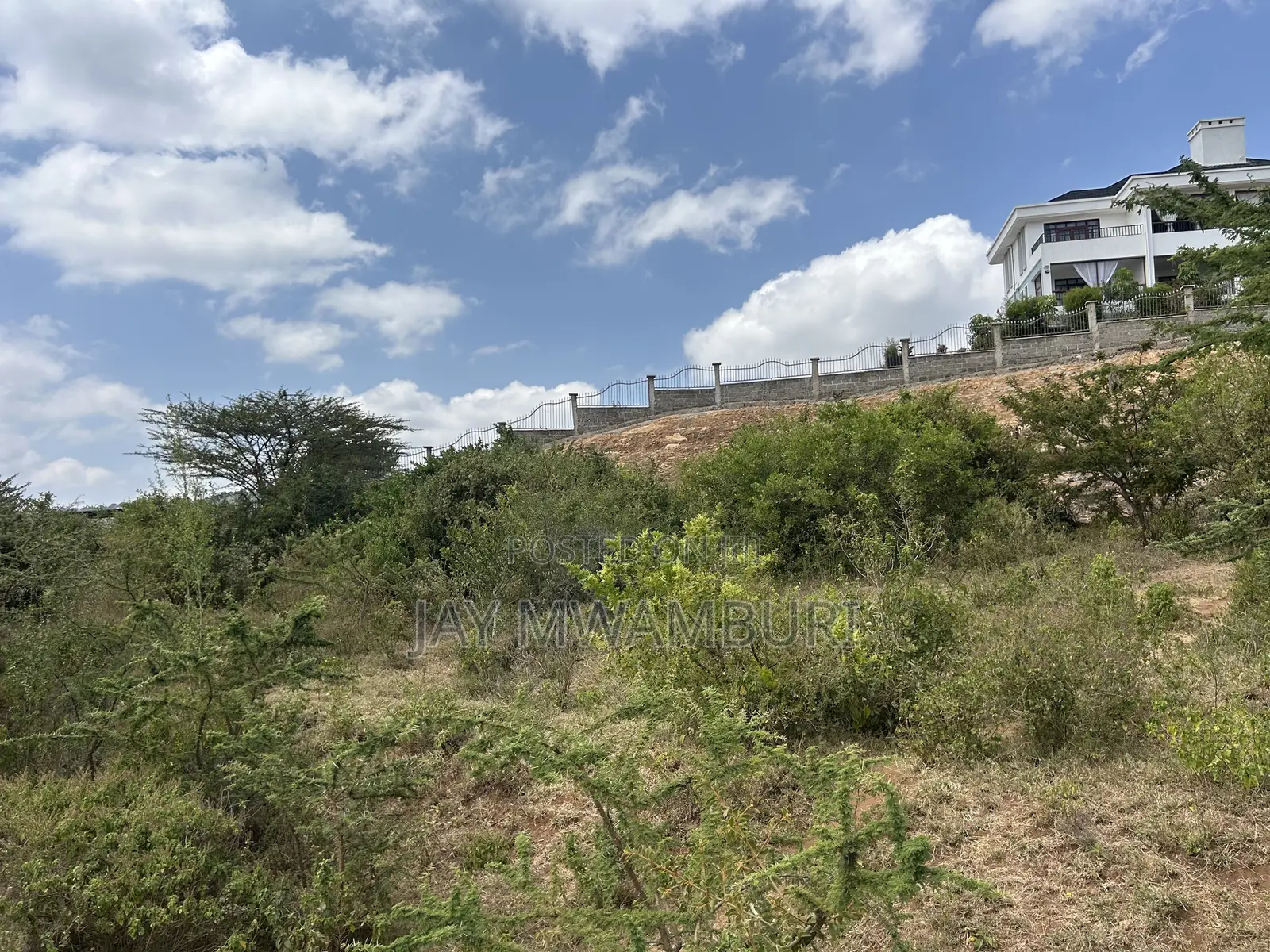 1 1/2 Acre Mua Hills