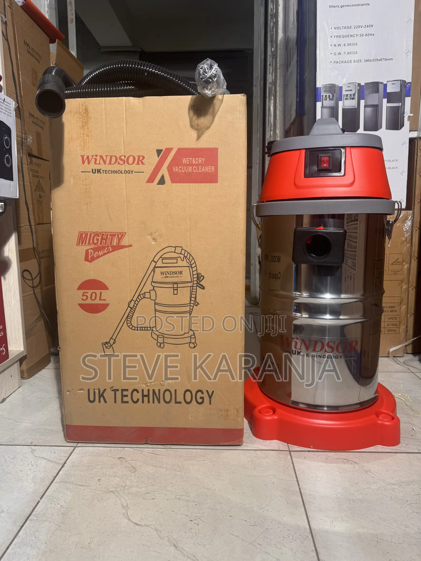 Windsor 50L Commercial Vacuum Cleaner Wet and Dry