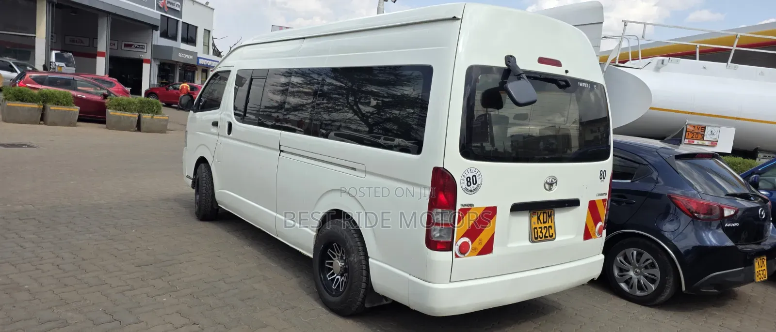 Toyota HiAce 2015 White