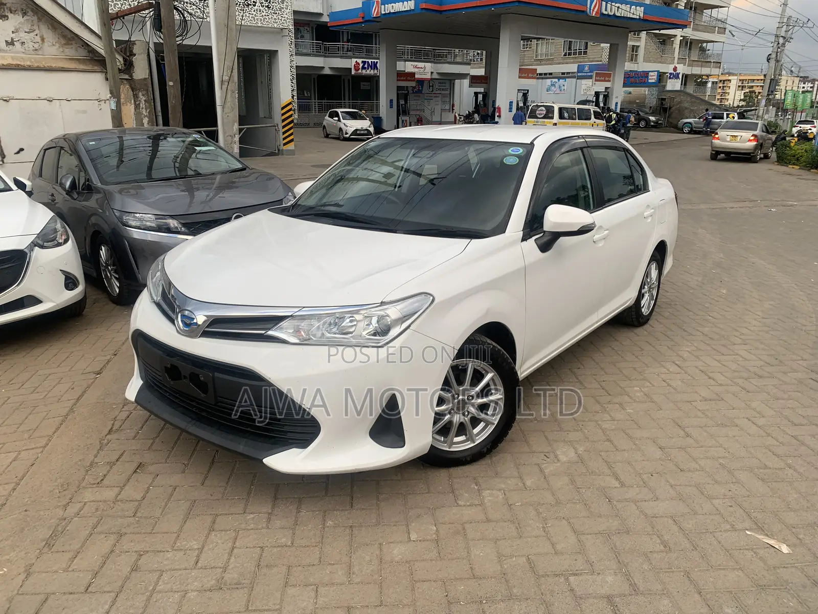 Toyota Axio 2021 White