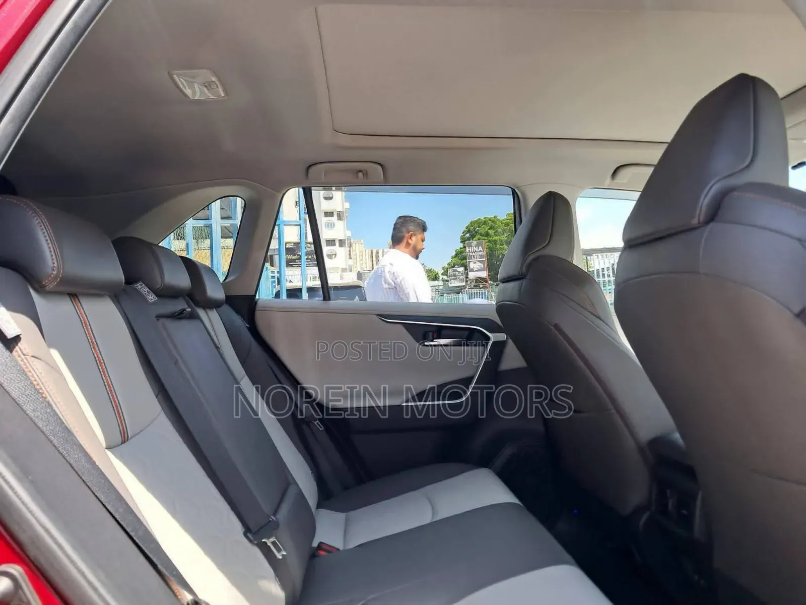 Toyota RAV4 2019 Red