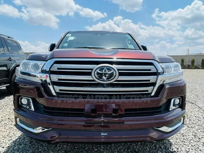 Toyota Land Cruiser 2018 Maroon