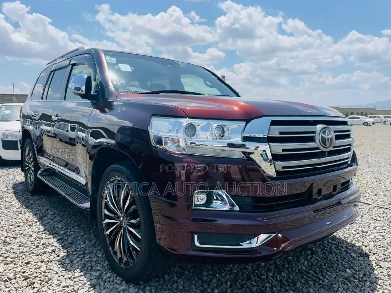 Toyota Land Cruiser 2018 Maroon