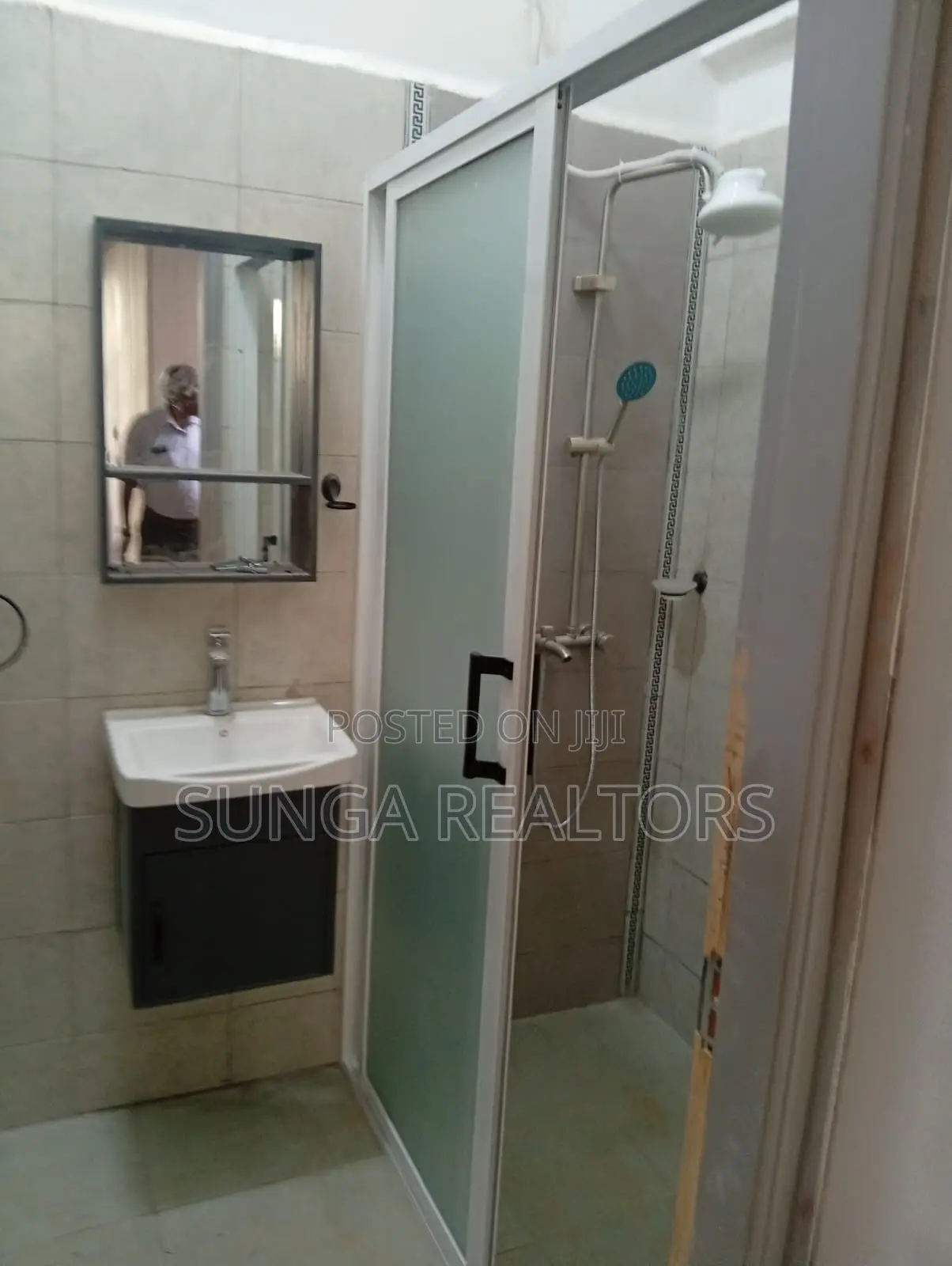 3bdrm House in Evergreen, Runda for rent