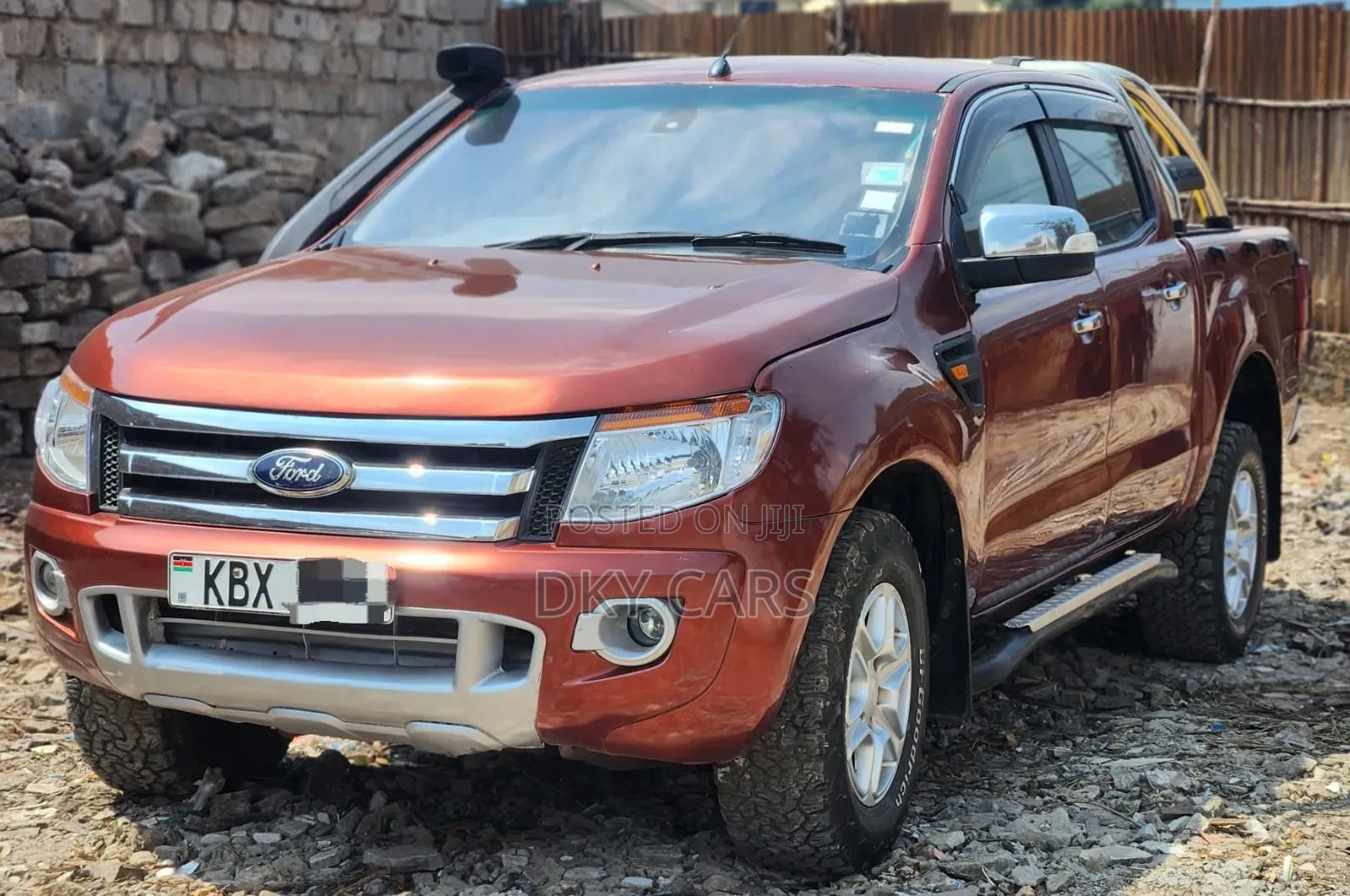 Ford Ranger Wildtrak 2013 Maroon
