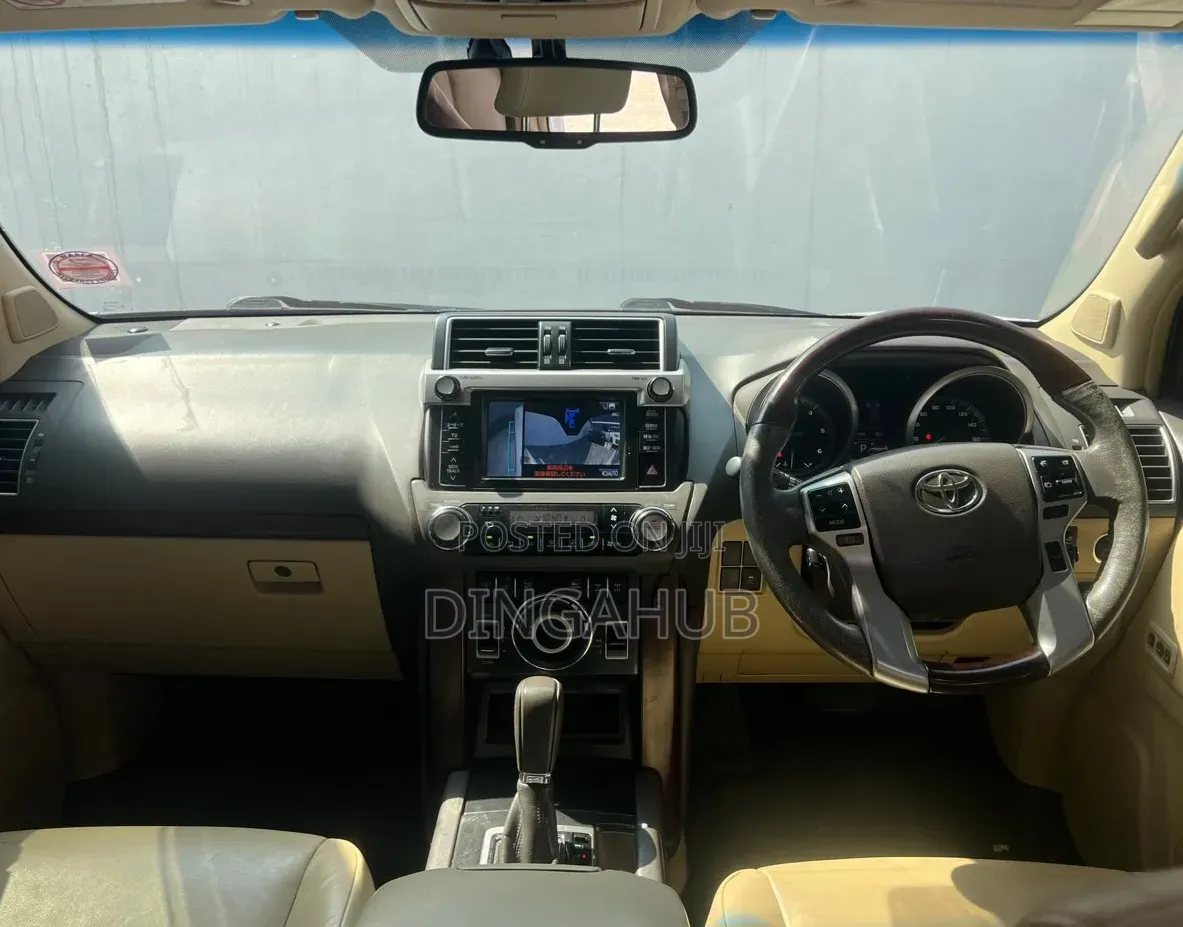 Toyota Land Cruiser Prado 2015 White