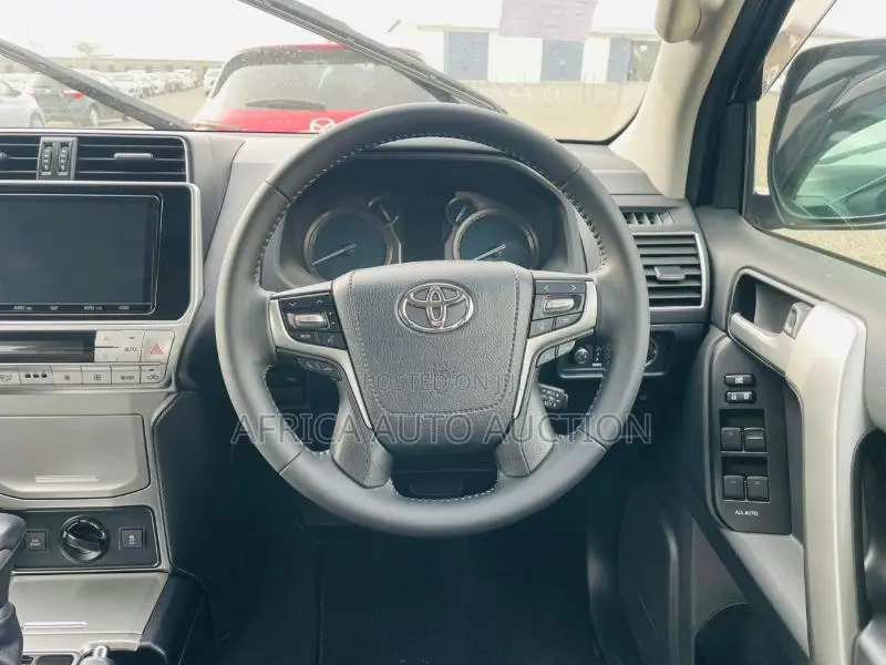 Toyota Land Cruiser Prado 2020