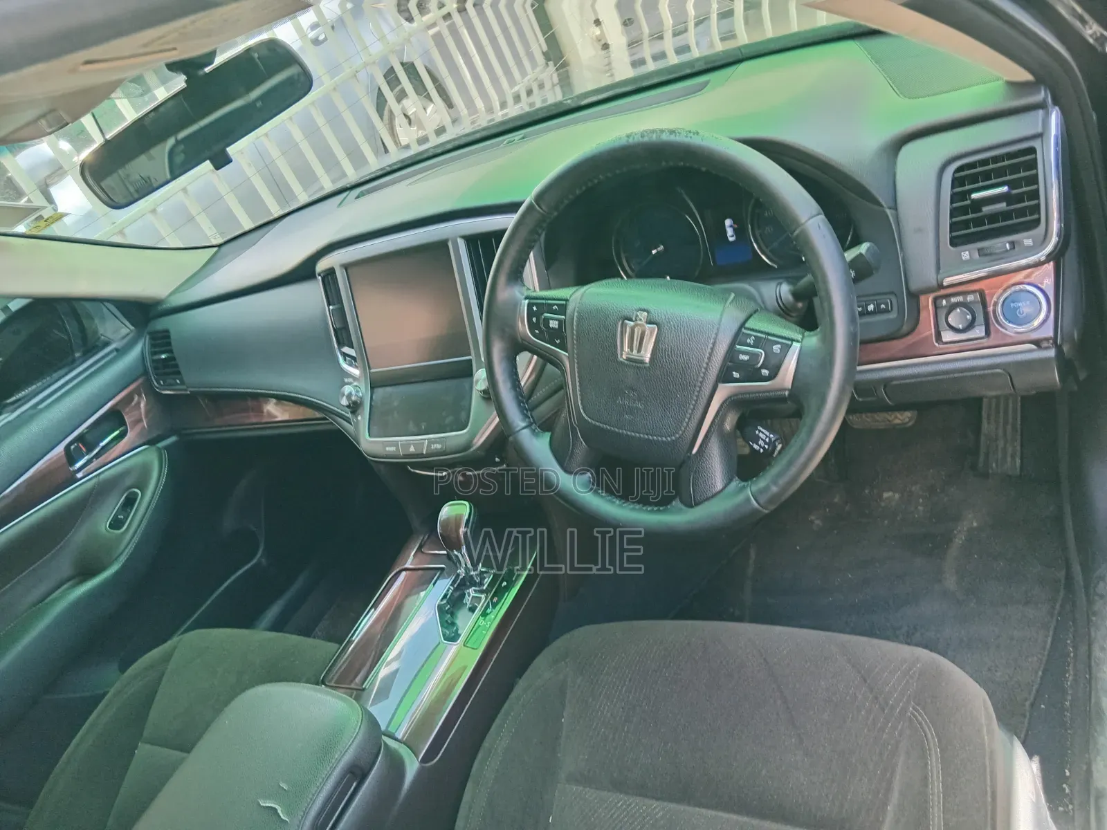 Toyota Crown 2014 Blue