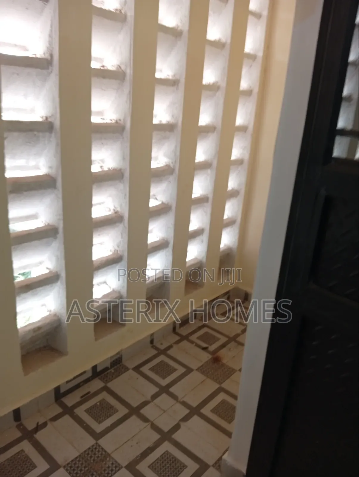 2bdrm Apartment in Zambezi/Sigona for rent