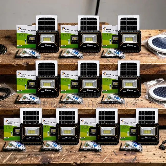 Ultra-Bright 40W,60W,100W,200W,300W,500W Watts Solar Flood Lights