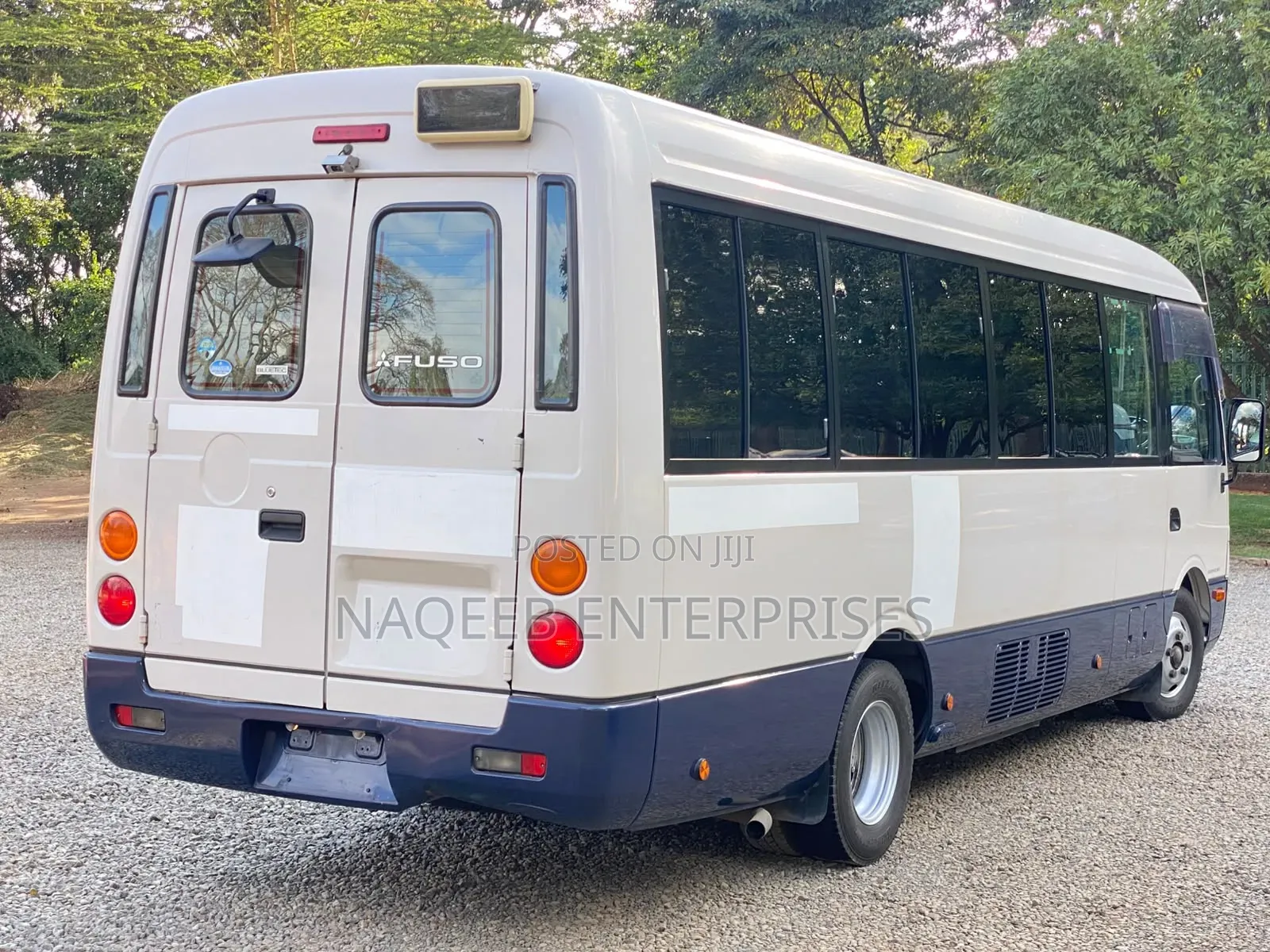Mitsubishi Fuso Rosa 2019 White
